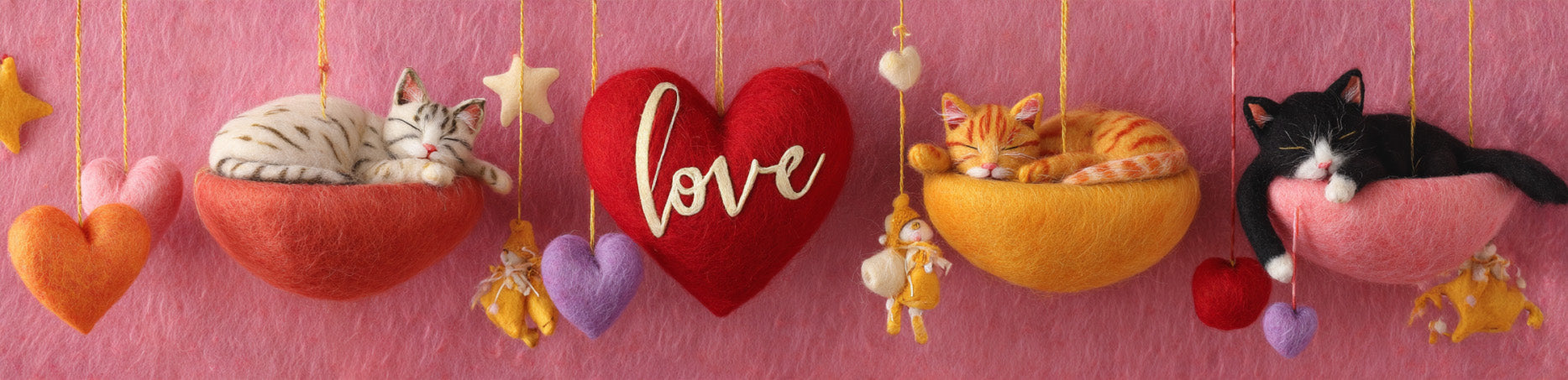 Valentine’s Day – Romantic Felt Keepsakes