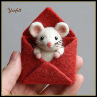 Love Letter Mouse in Red Envelope – Wool Felt Secret Messenger