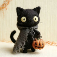 Handmade Wool Felt Spooky Black Cat Figurine – Halloween Desk Decor Gift