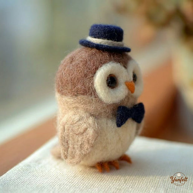 Handmade Wool Felt Top Hat Owl Figurine – Vintage Desk Decor Gift