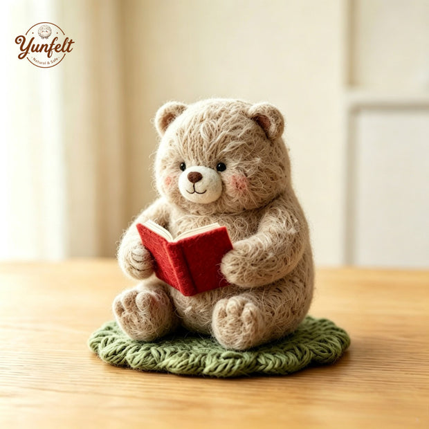 Handmade Wool Felt Reading Bear Figurine – Cozy Desk Decor Gift