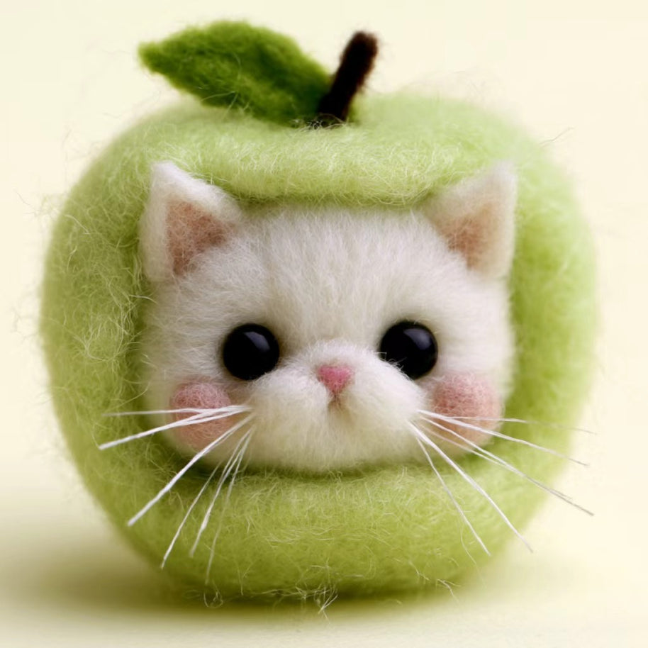 Handmade Wool Felt Apple Cat Figurine – Whimsical Desk Decor Gift