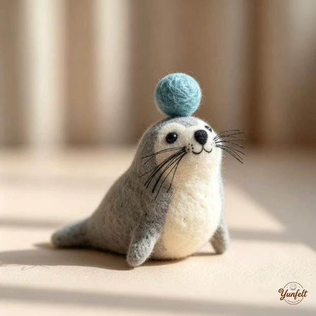 Handmade Wool Felt Blue Ball Seal Figurine – Whimsical Desk Decor Gift