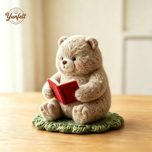 Handmade Wool Felt Reading Bear Figurine – Cozy Desk Decor Gift