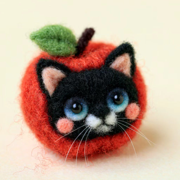 Handmade Wool Felt Apple Cat Figurine – Whimsical Desk Decor Gift