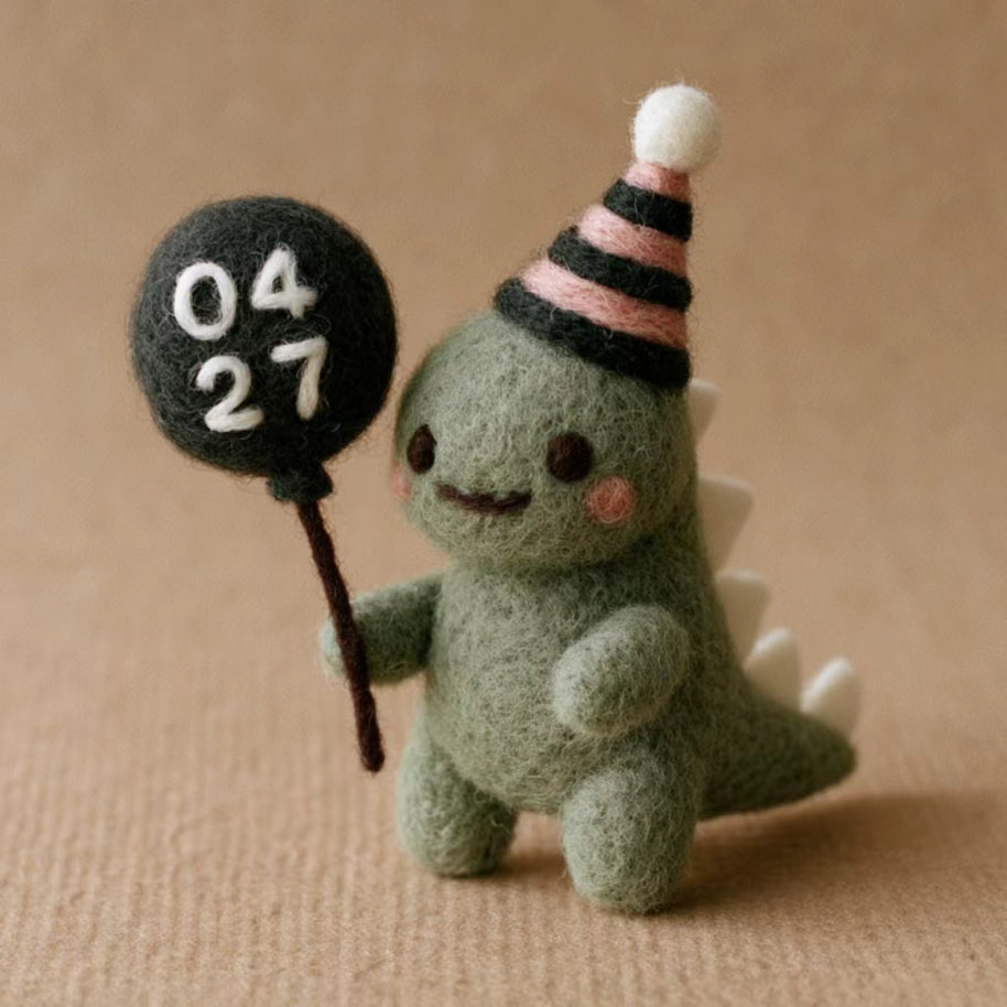 Handmade Wool Felt Birthday Dinosaur Figurine – Custom Party Decor Gift