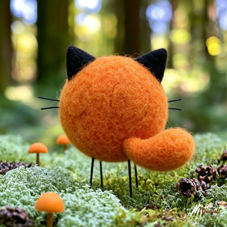 Handmade Wool Felt Round Forest Creature Figurine – Whimsical Woodland Desk Decor Gift