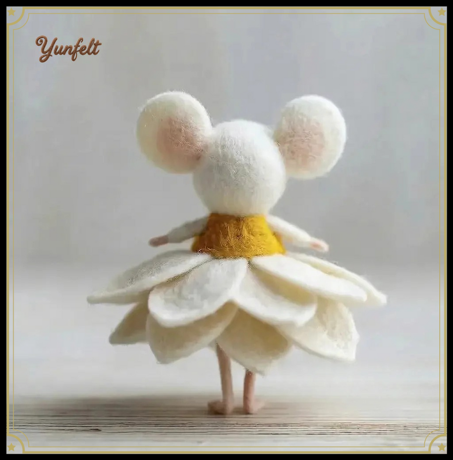 Daisy Fairy Mouse – Wool Felt Figurine with Petal Skirt
